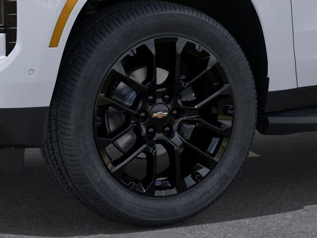 New 2026 Summit White Chevrolet RST image 9