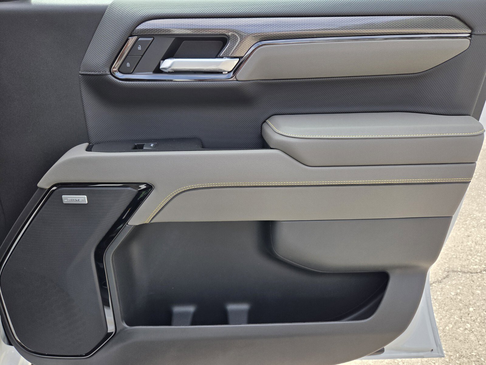 2026 Chevrolet Silverado 1500 ZR2 - Photo 14