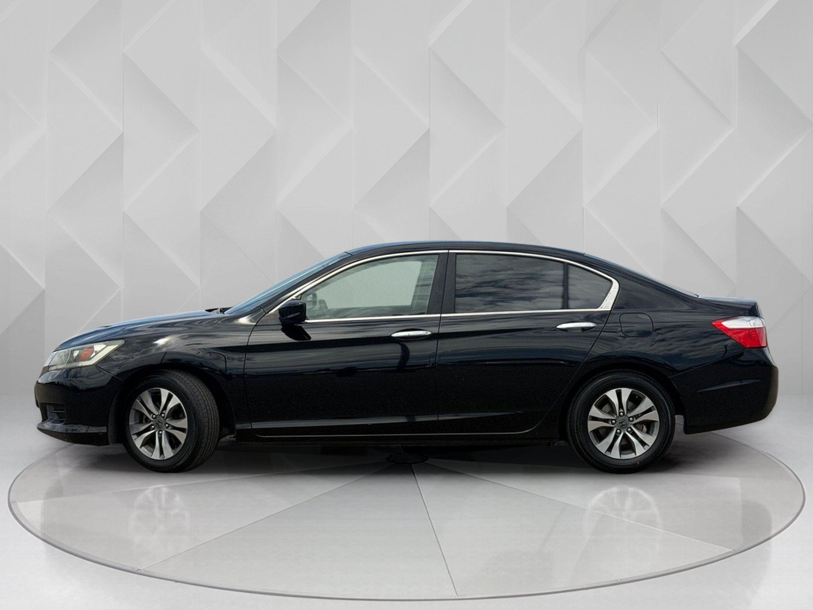 Used 2014 Honda Accord LX with VIN 1HGCR2F37EA216236 for sale in Stockton, CA