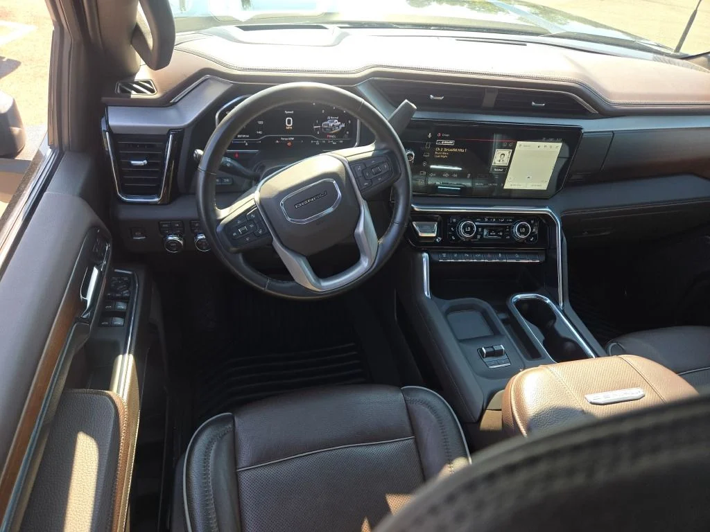 Used 2024 Black GMC Denali image 21