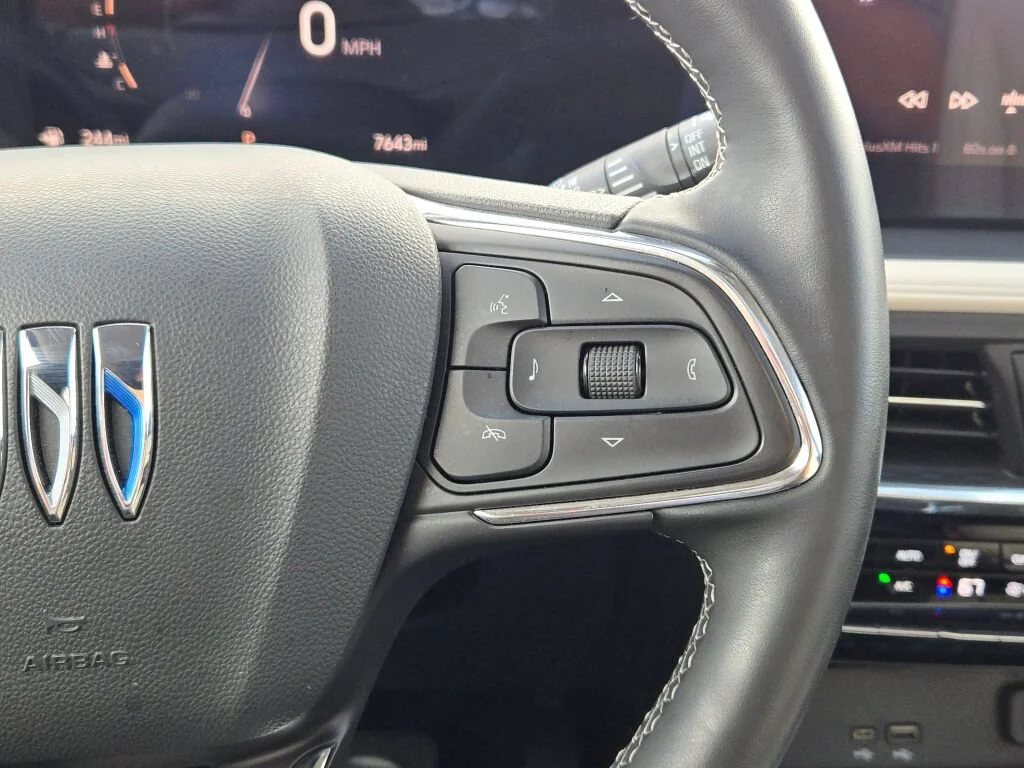 Used 2026 White Buick Avenir image 34