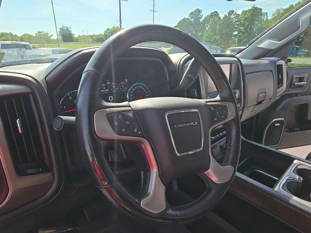Used 2018 Gray GMC Denali image 17