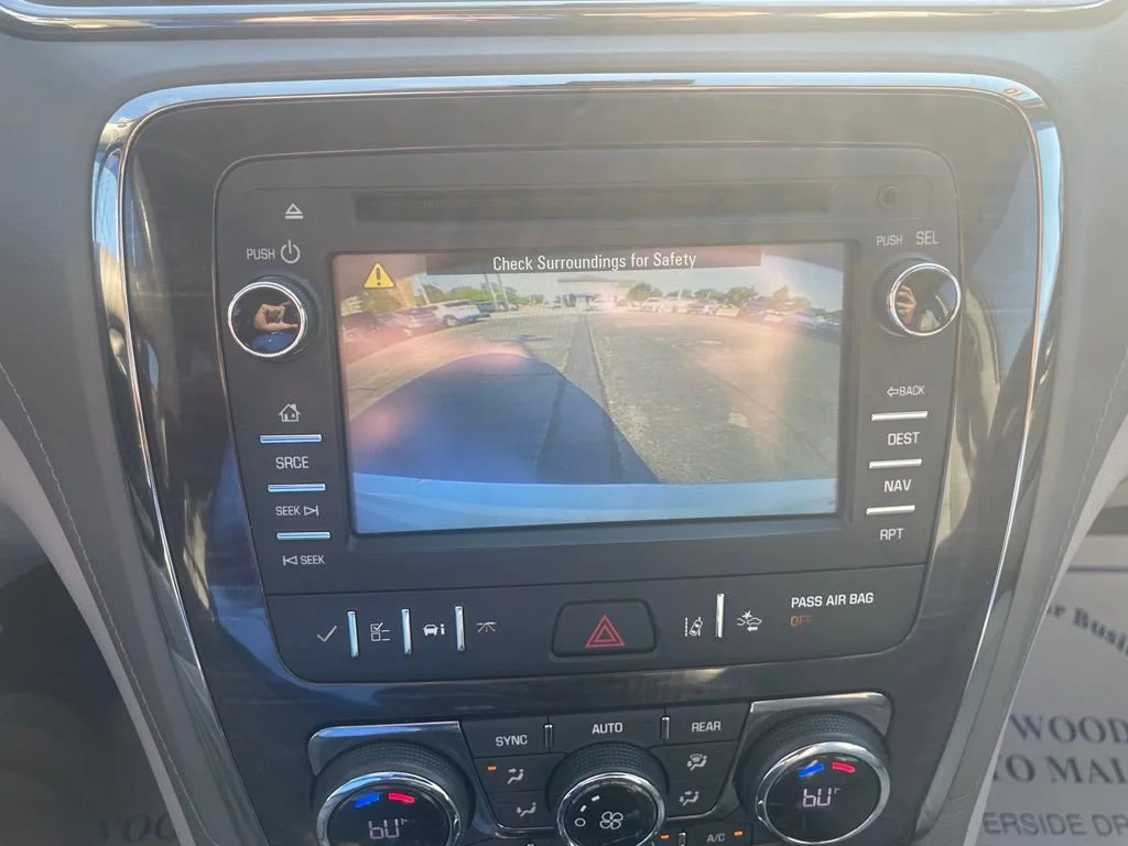 Used 2016 WHITE FROST TRICOAT Buick Premium image 23