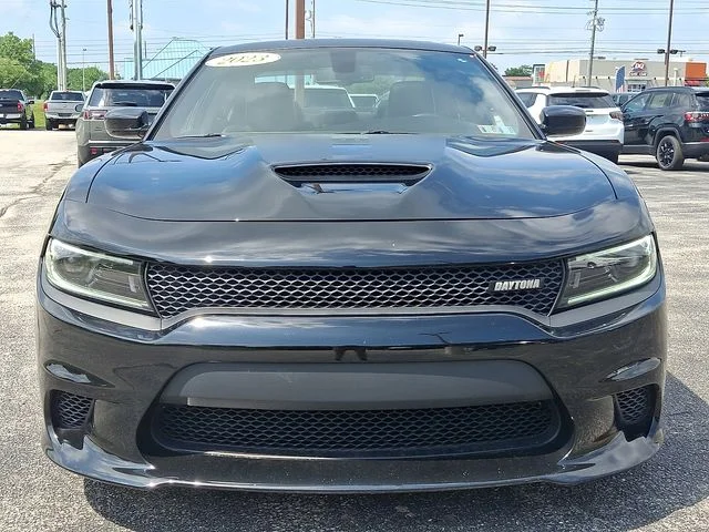 Used 2023 Black Dodge R/T Daytona image 3