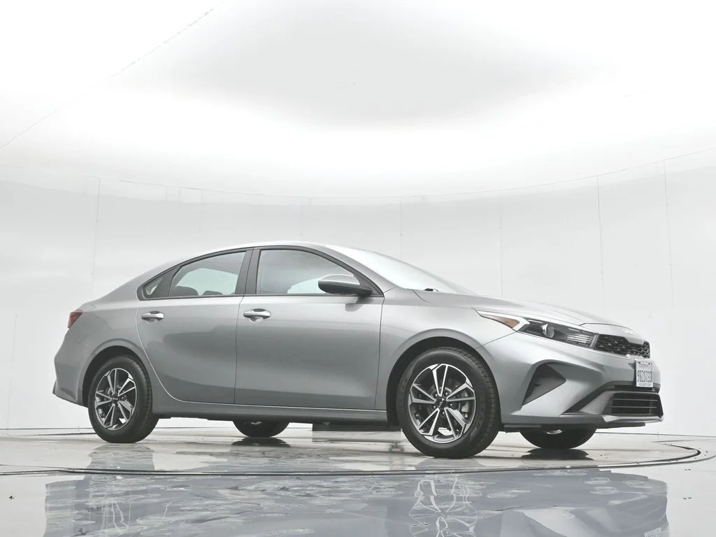 Used 2022 Gray Kia LXS image 49