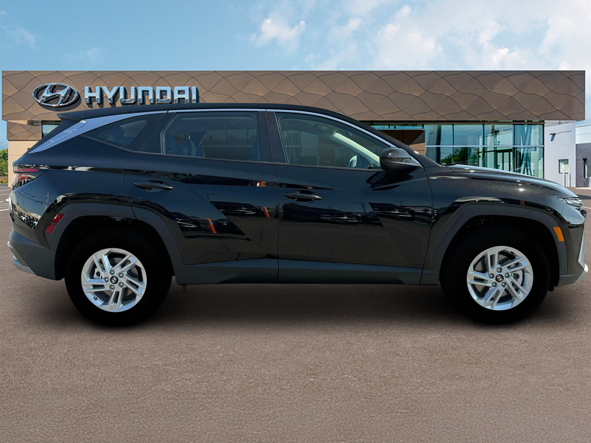 2025 Hyundai Tucson SE - Photo 9