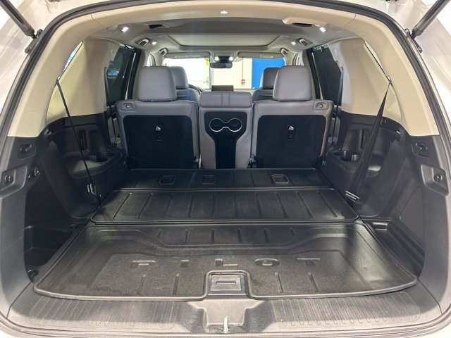 2025 Honda Pilot Elite - Photo 24