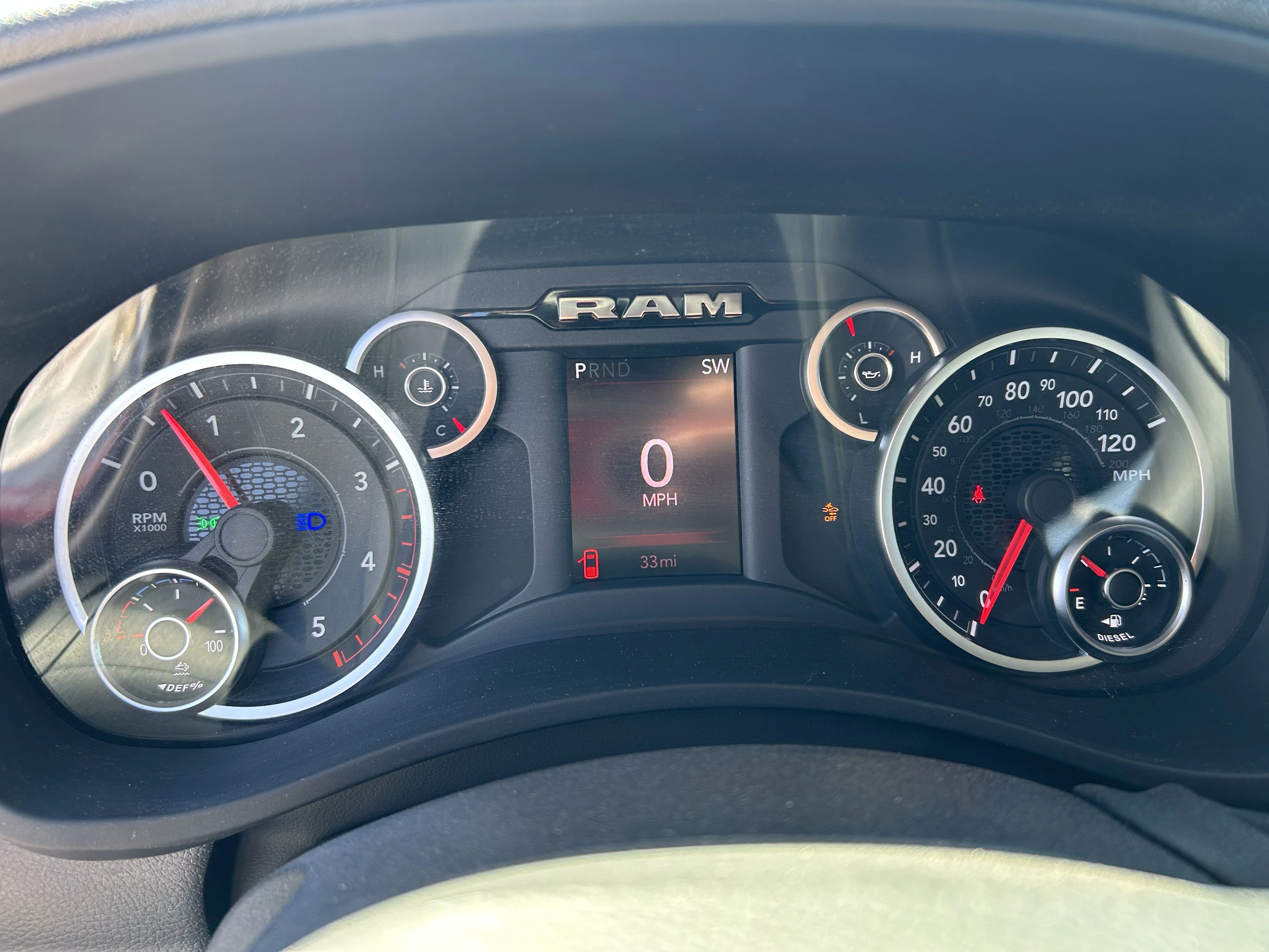 2026 RAM 3500 Tradesman - Photo 14