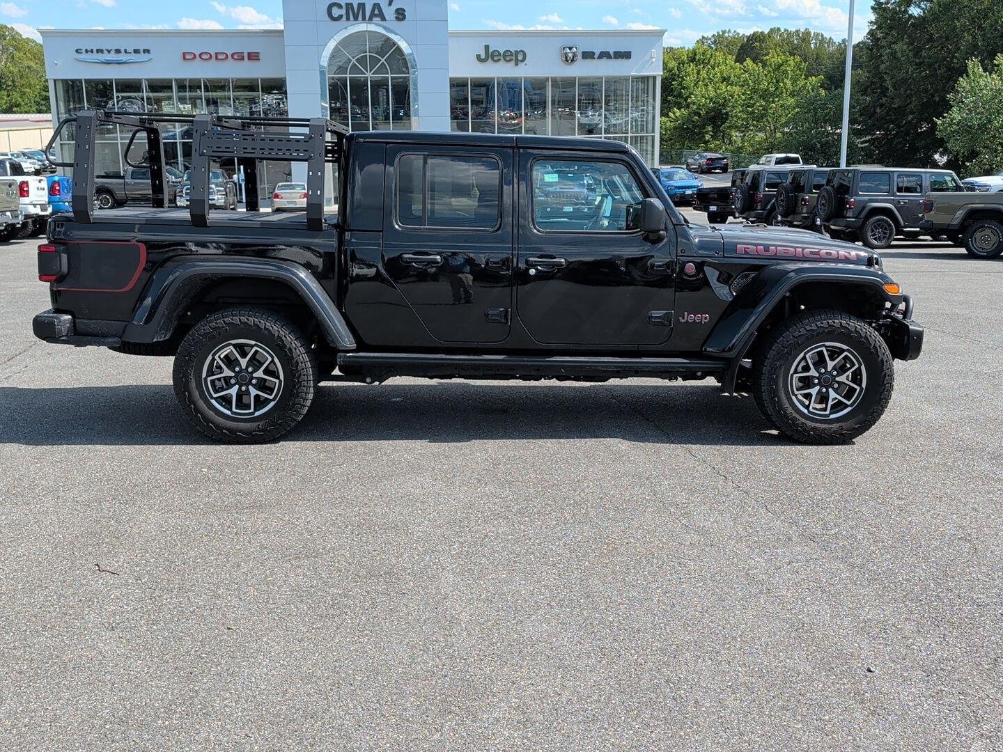 Used 2024 Black Clearcoat Jeep Rubicon image 10