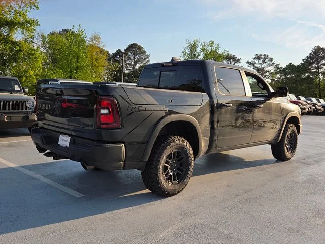 New 2026 Diamond Black Crystal Pearl-Coat Exterior Paint RAM Rebel image 9