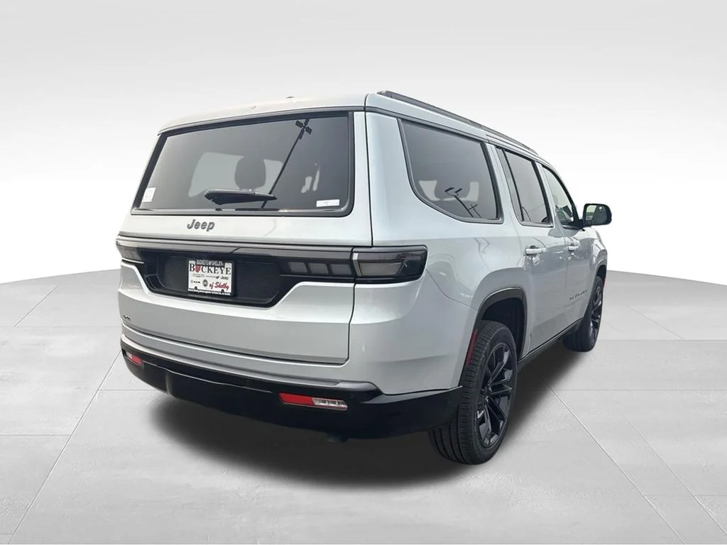 New 2026 Silver-Zynith Exterior Paint Jeep Grand Wagoneer image 3