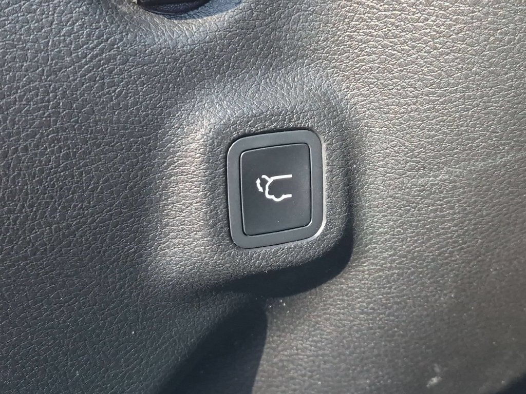 Used 2026 Blue Jeep Limited image 7
