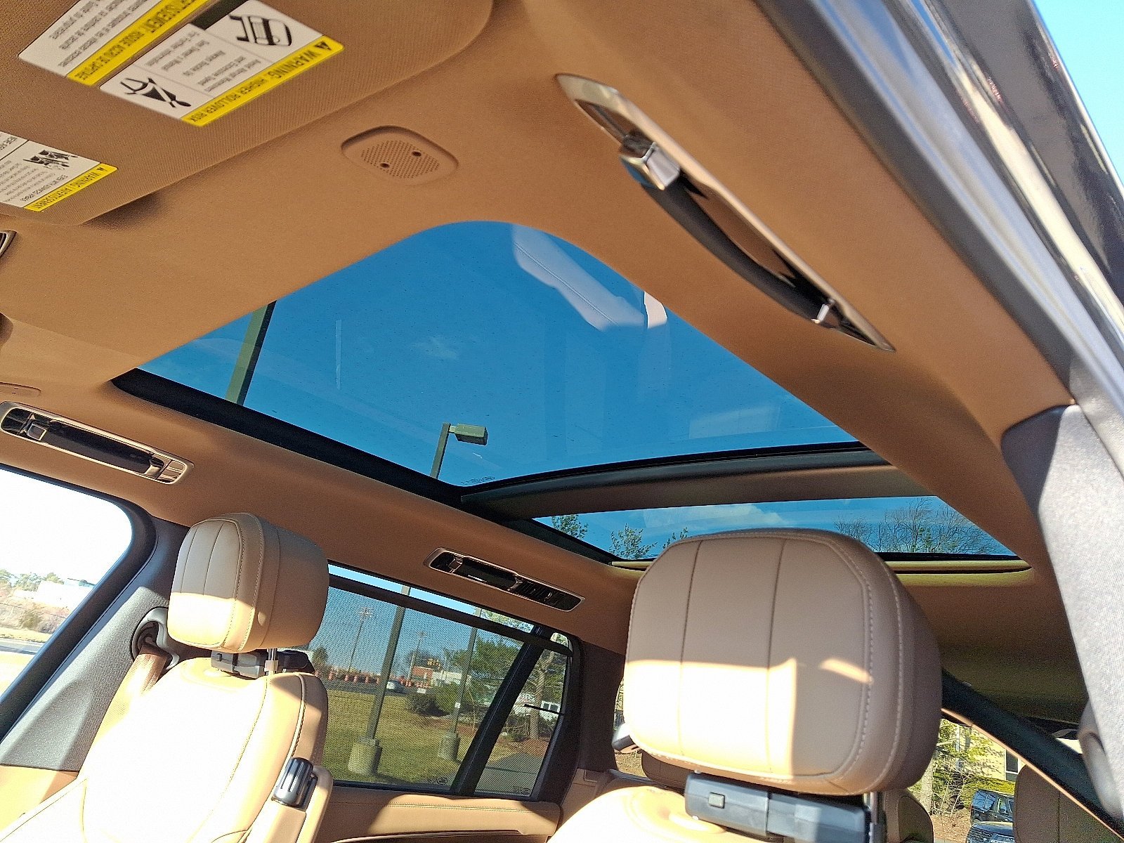 2026 Land Rover Range Rover SE - Photo 12