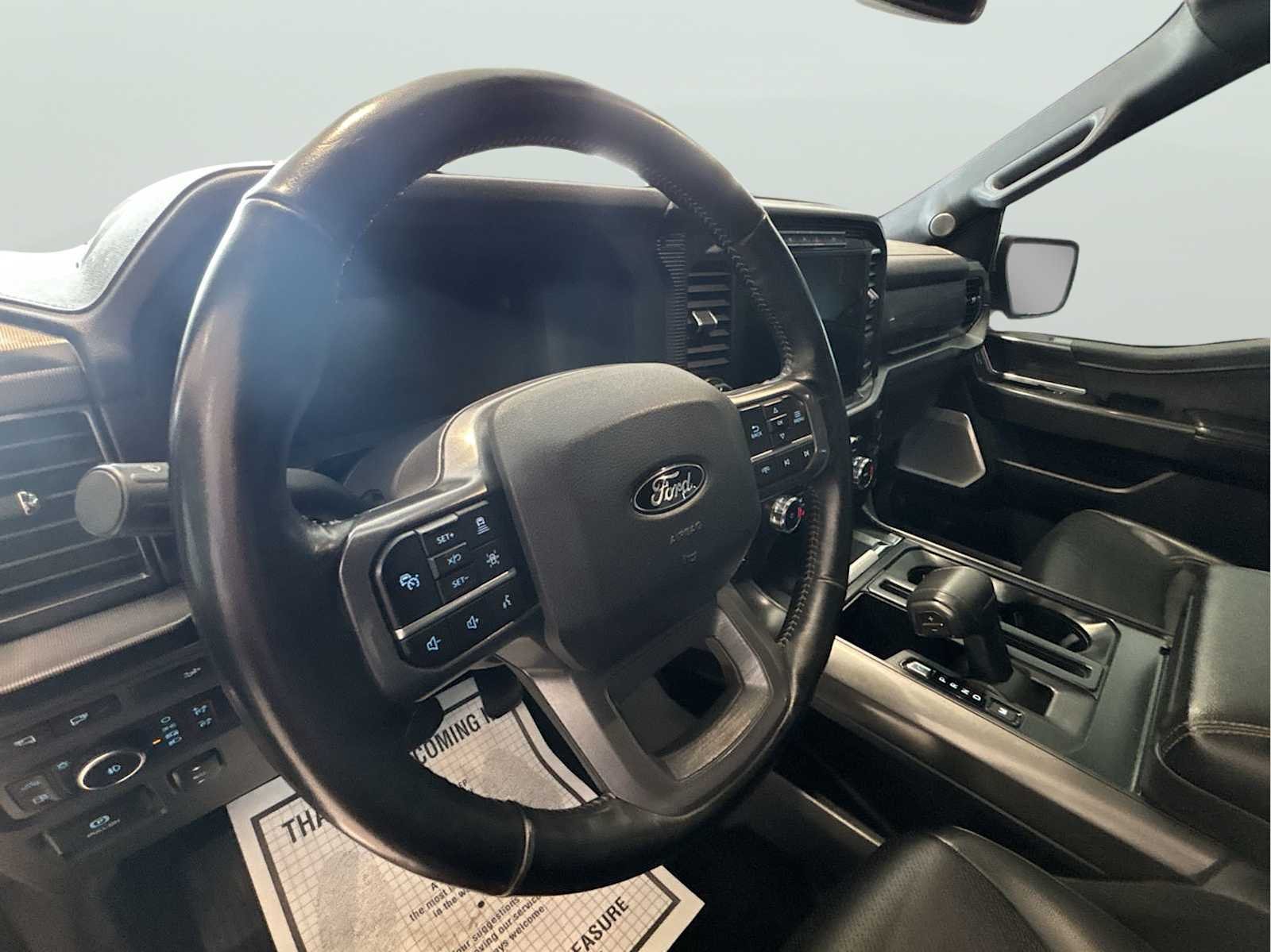 Used 2024 Avalanche Ford LARIAT image 9