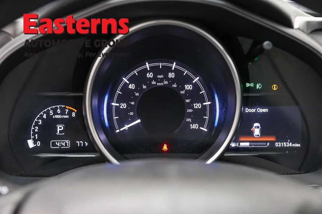 Used 2020 White Honda EX image 17