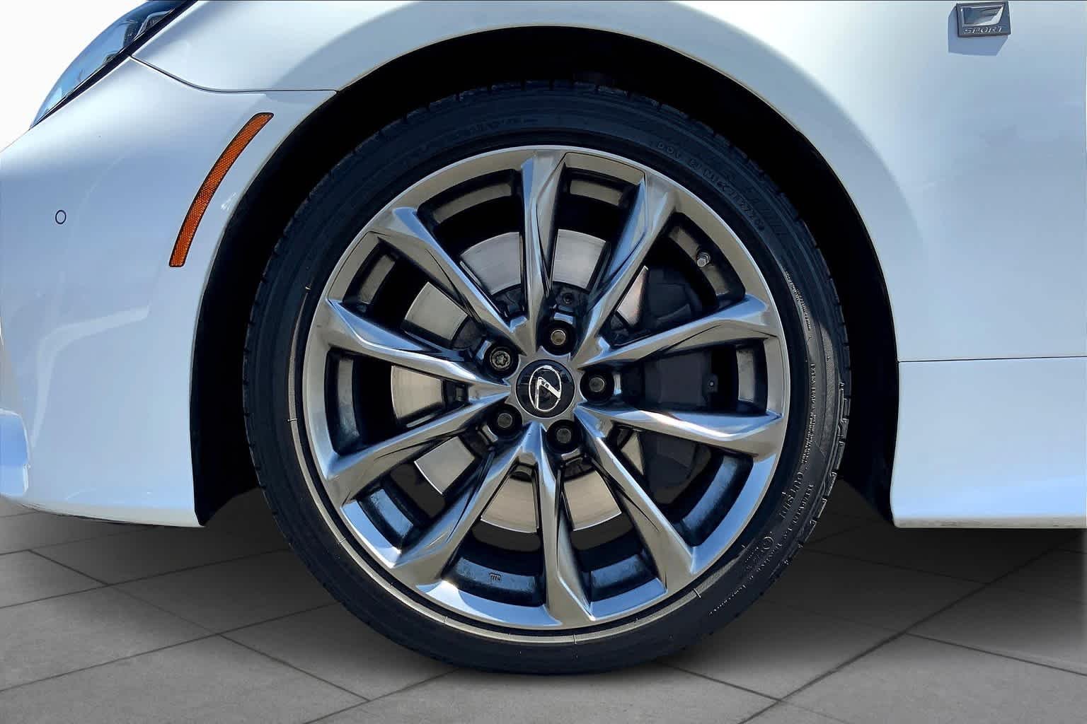 Used 2020 Ultra White Lexus F SPORT image 10