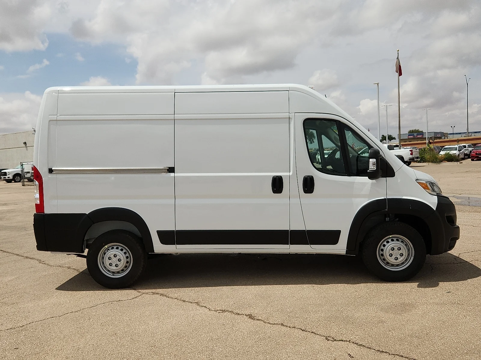 New 2026 Bright White Clear-Coat  Paint Ram PROMASTER 2500 TRADESMAN CARGO VAN HIGH ROOF 136