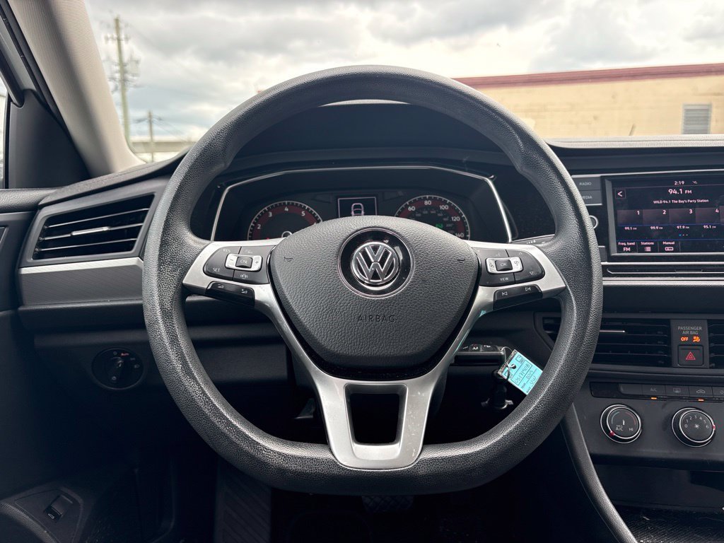 Used 2019 White Volkswagen 1.4T S image 20