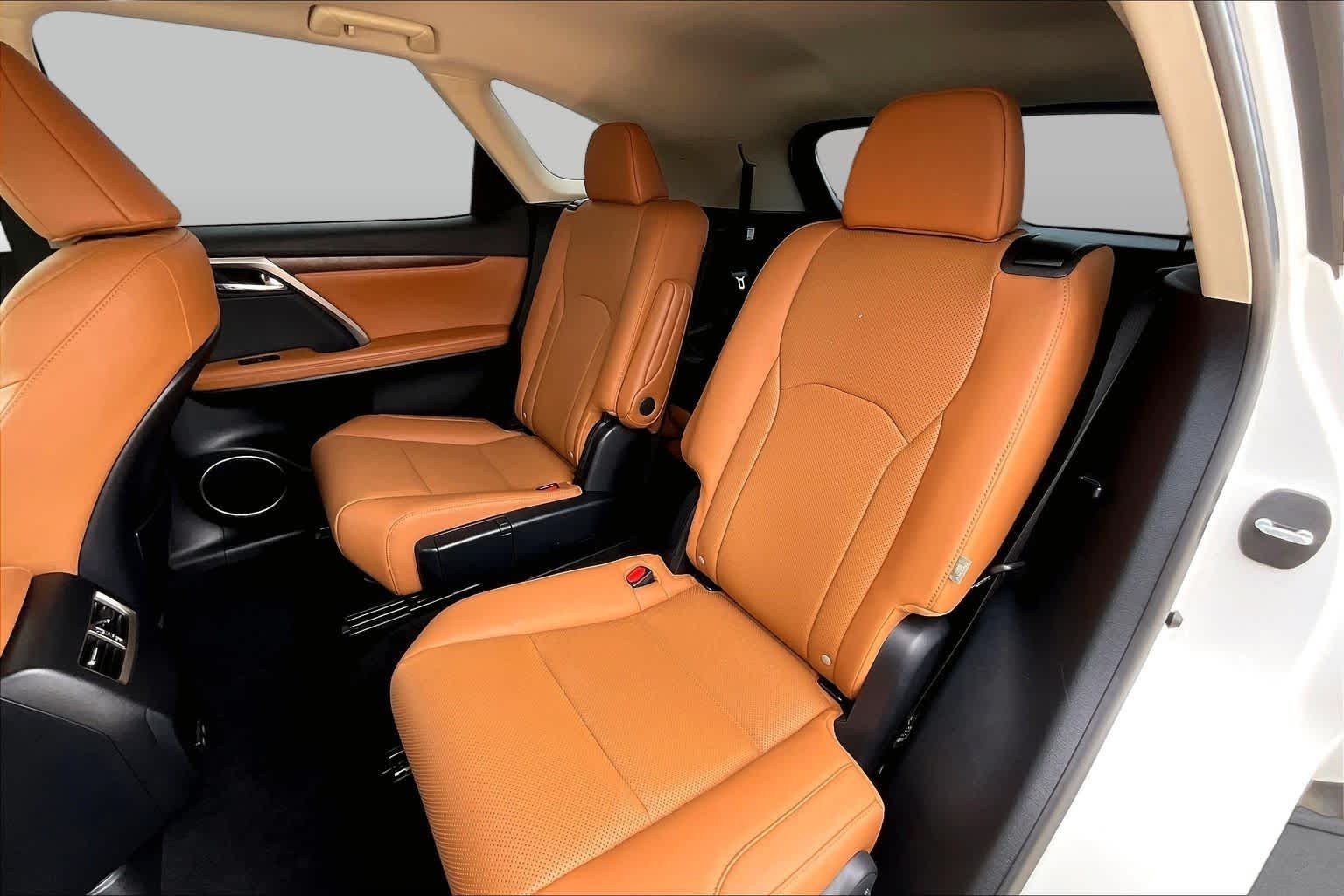 Used 2022 Eminent White Pearl Lexus  image 21