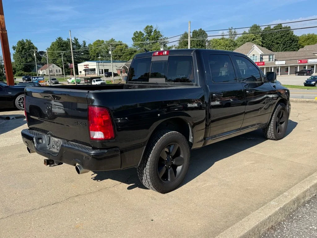 Used 2018 Black Ram Big Horn image 6