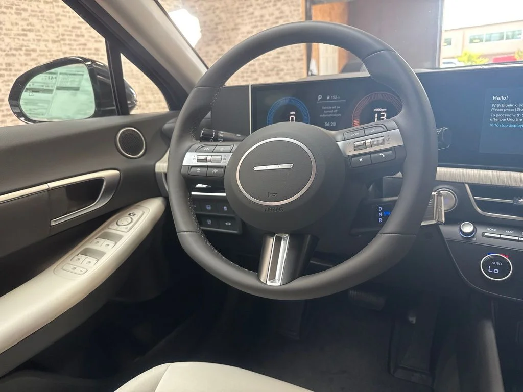 New 2026 Abyss Black Hyundai SEL image 16