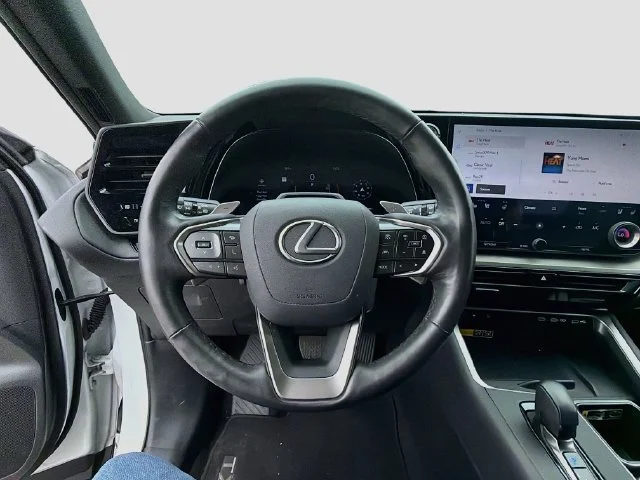 Certified Used 2026 Pearl Lexus TX 350 Premium image 42