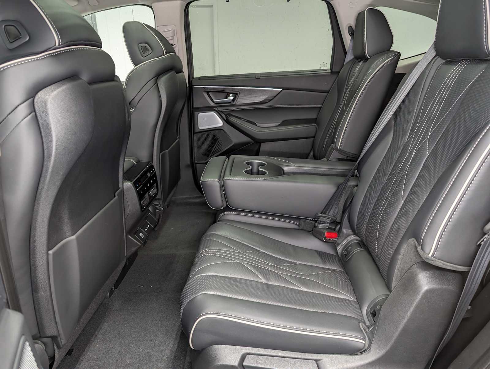 New 2026 Liquid Carbon Metallic Acura w/Advance Package image 23