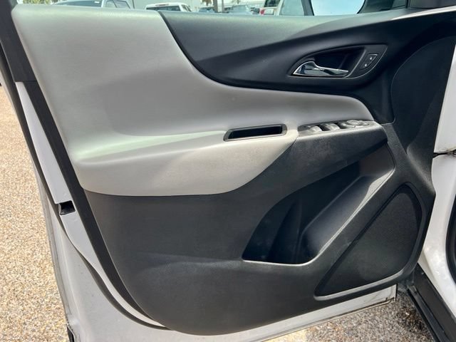 Used 2023 Summit White Chevrolet LS image 12