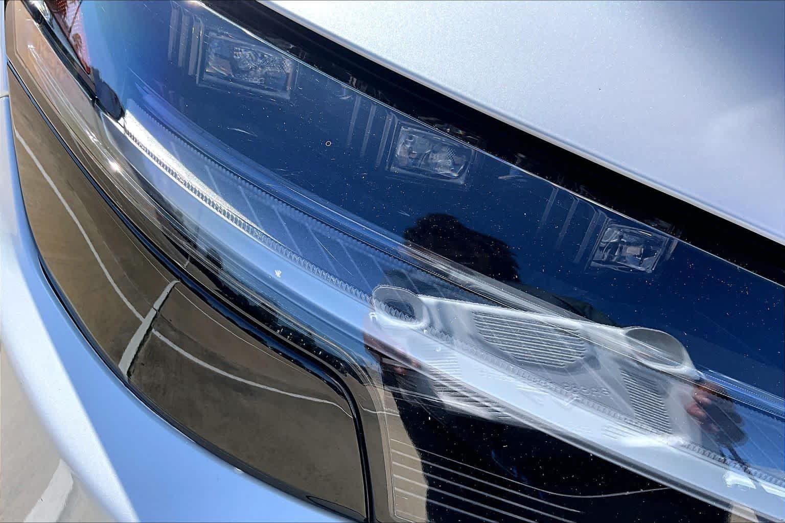Used 2024 Eminent White Pearl Lexus Luxury image 28