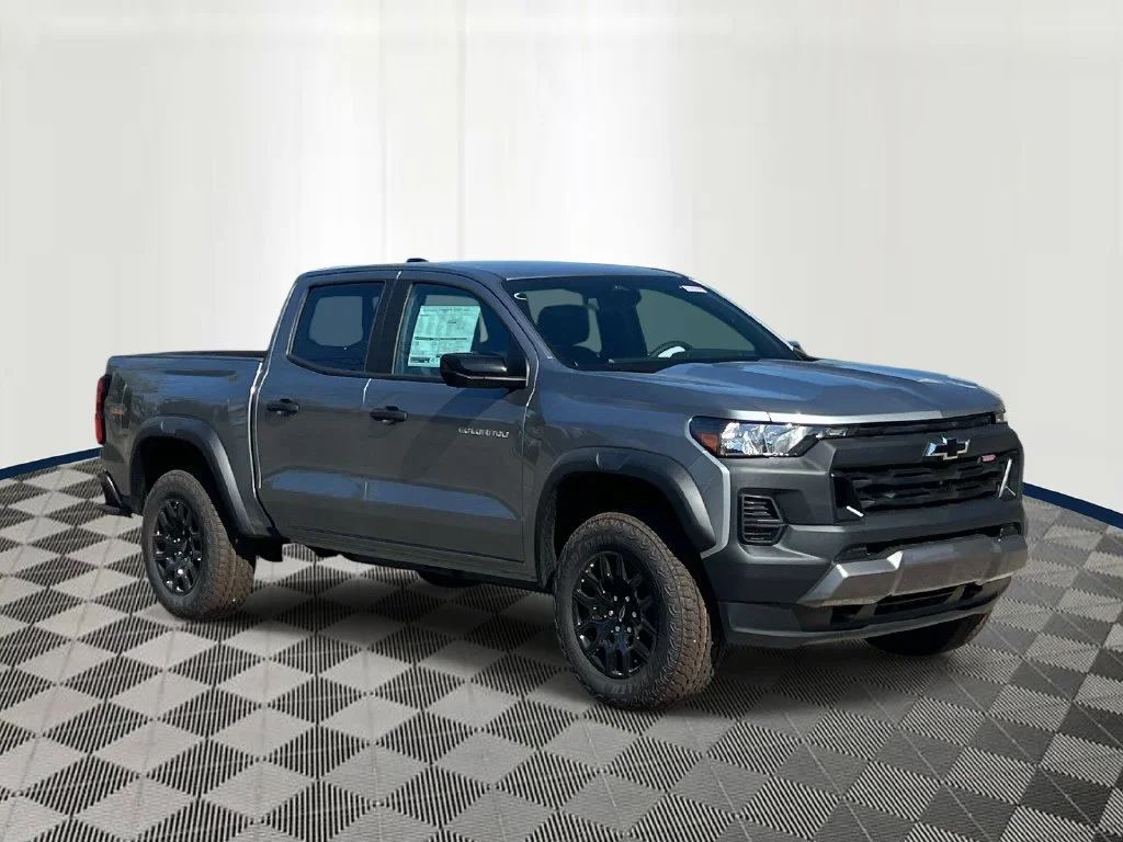 New 2026 Sterling Gray Metallic Chevrolet Trail Boss image 6