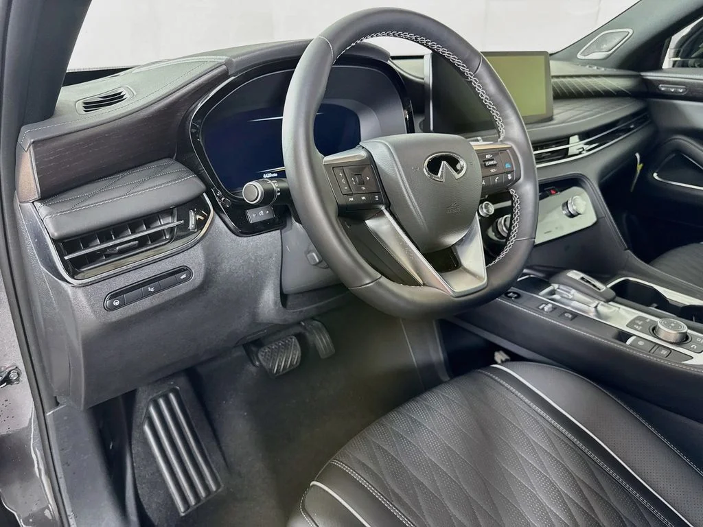 Certified Used 2026 Gray INFINITI Autograph image 12