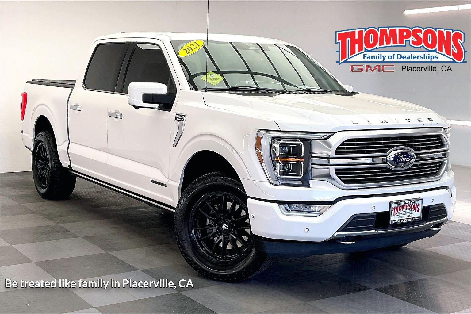 Used 2021 White Ford Limited image 1