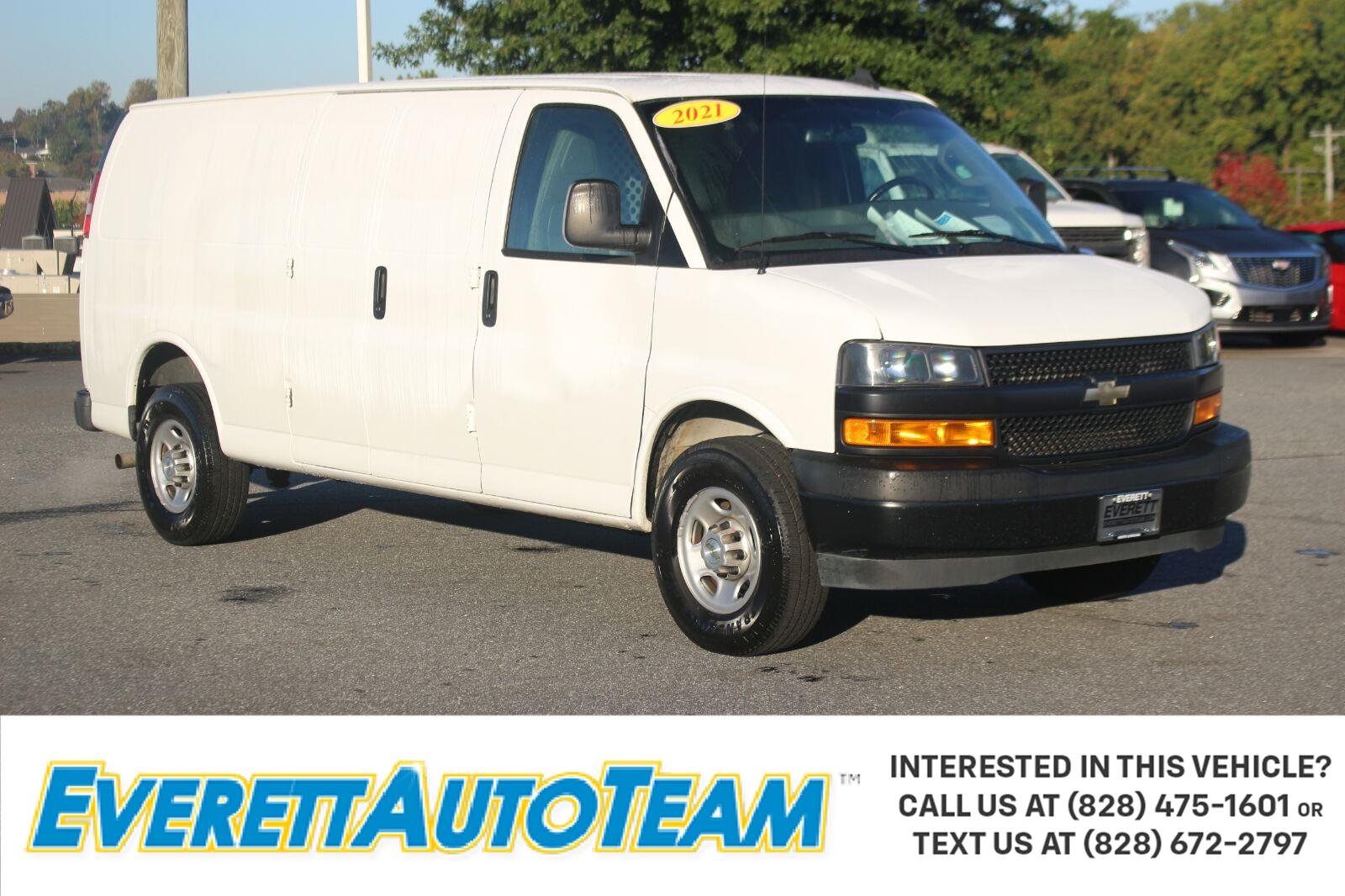 Used 2021 SUMMIT WHITE Chevrolet RWD 2500 155" image 1