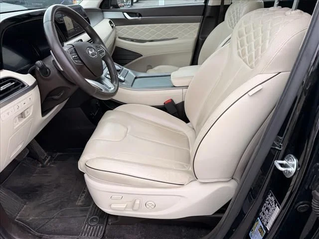 Used 2020 Black Hyundai Limited image 8