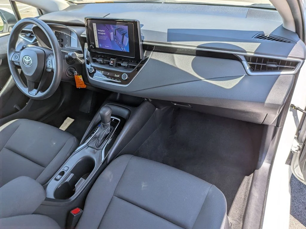Used 2023 White Toyota LE image 27
