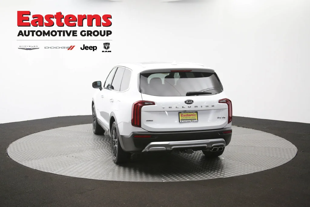 Used 2020 White Kia SX image 42