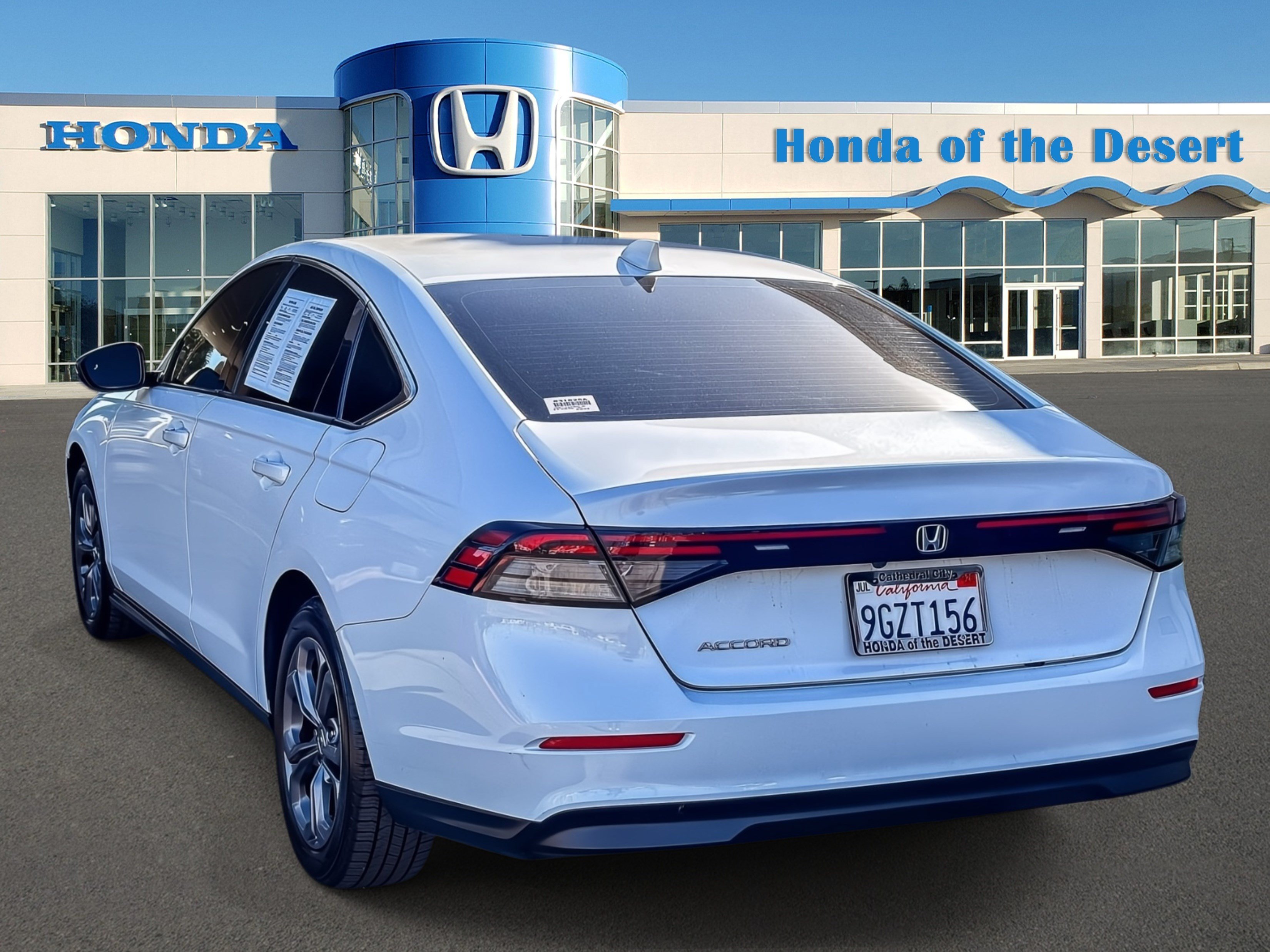 Certified Used 2023 Platinum White Pearl Honda 1.5T EX image 4