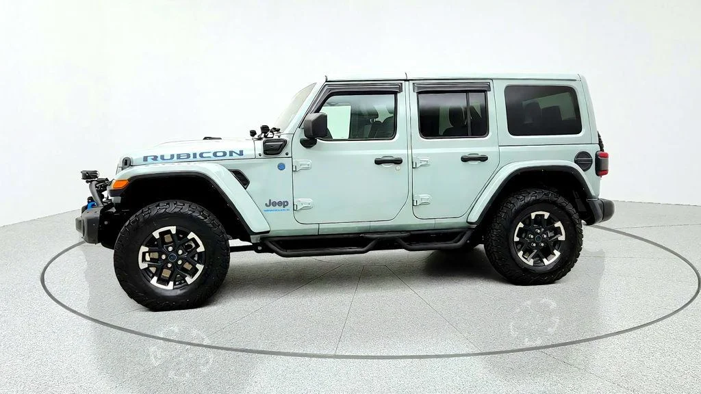 Used 2024 Earl Clearcoat Jeep Rubicon X 4xe w/ Nappa Leather, Rock-Trac & Off-Road Camera image 8