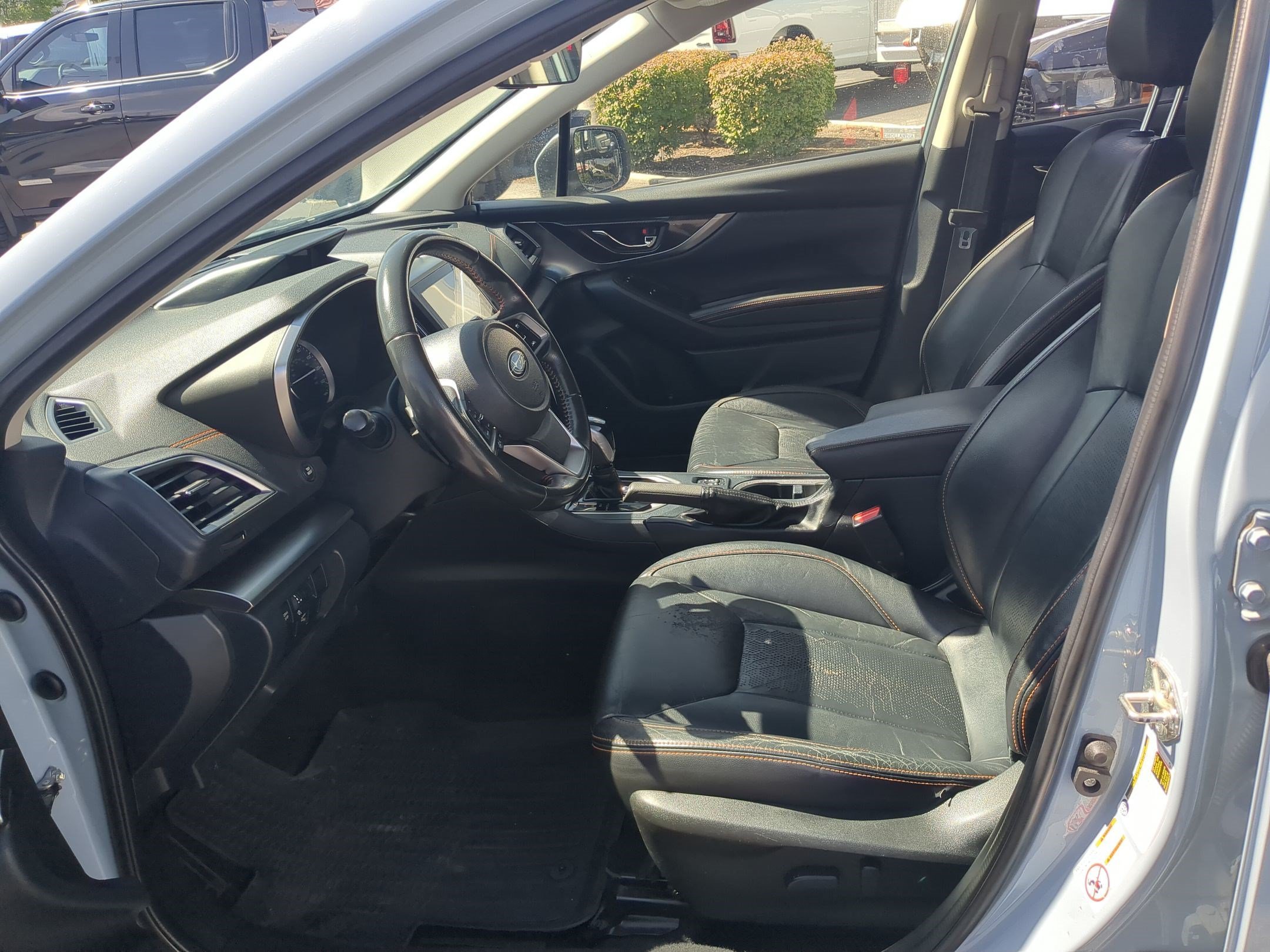 Used 2019 Cool Gray Khaki Subaru Limited image 15