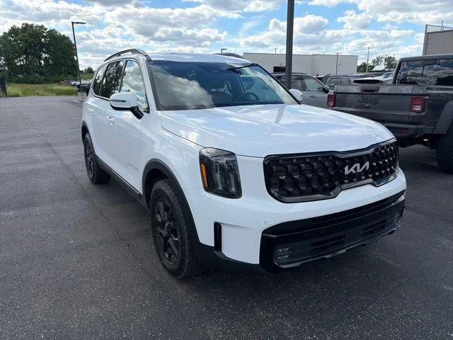 Used 2024 White Kia SX-Prestige X-Pro image 4