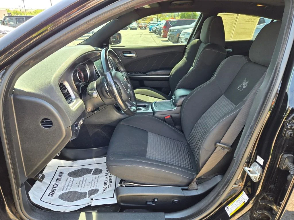 Used 2019 Black Dodge R/T Scat Pack image 14