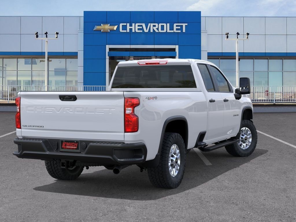 New 2026 Summit White Chevrolet WT image 4