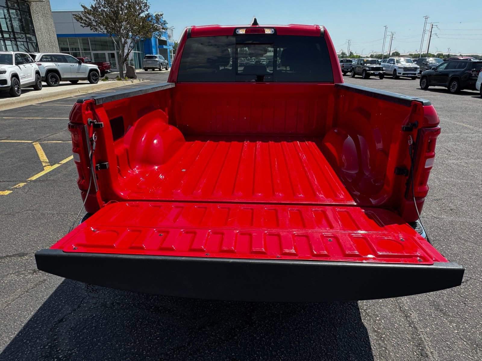 Used 2025  Ram Big Horn image 10
