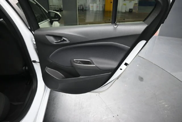 Certified Used 2019 Summit White Chevrolet LT image 27
