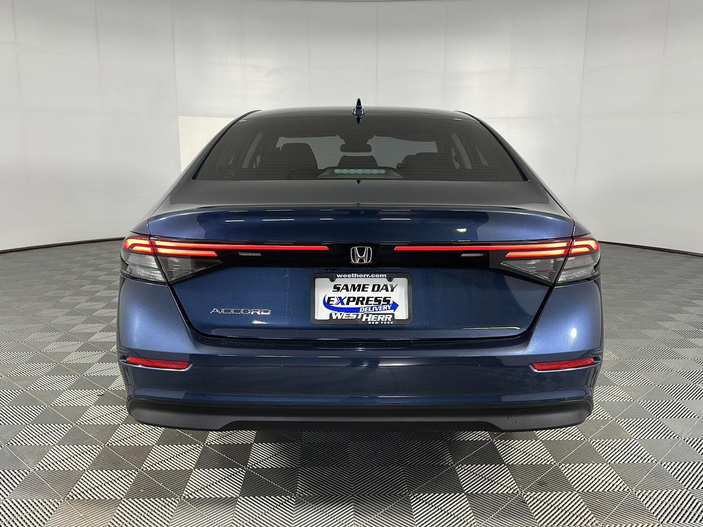 Used 2023 Canyon River Blue Metallic Honda EX image 20