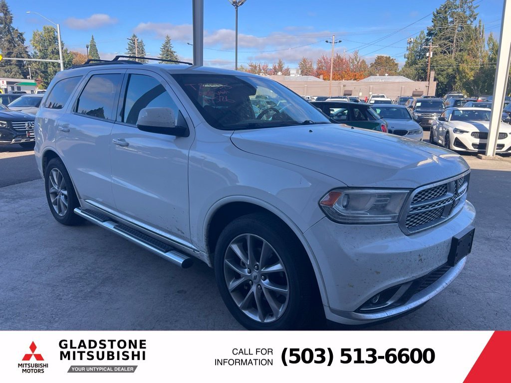 Used 2019 White Dodge SXT Plus image 1