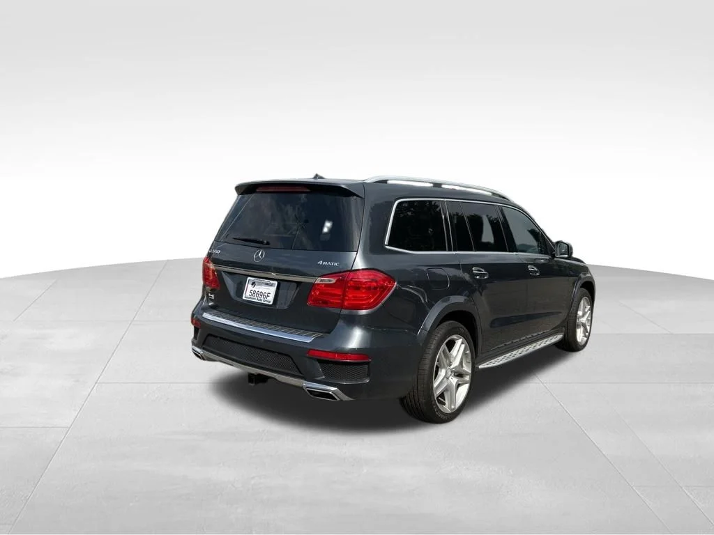 Used 2014  Mercedes-Benz GL 550 image 5