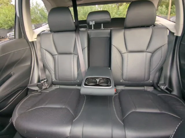 Used 2019 Ice Silver Metallic Subaru Touring image 23