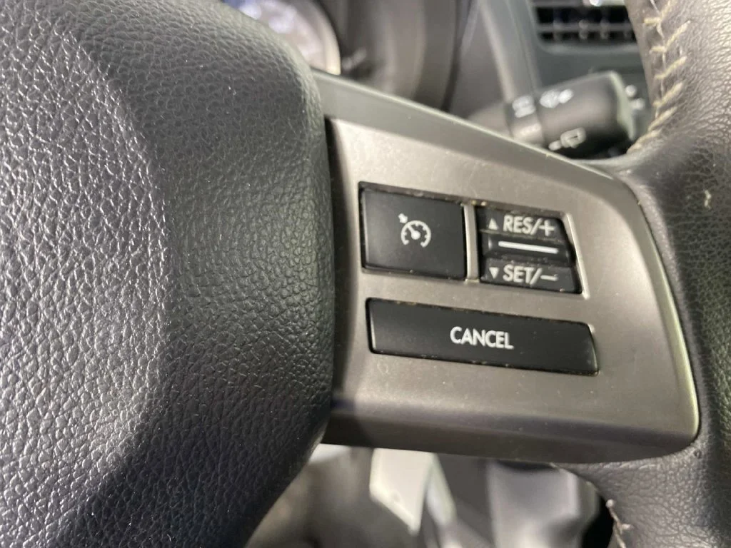 Used 2015 Quartz Blue Subaru 2.5i Limited image 17
