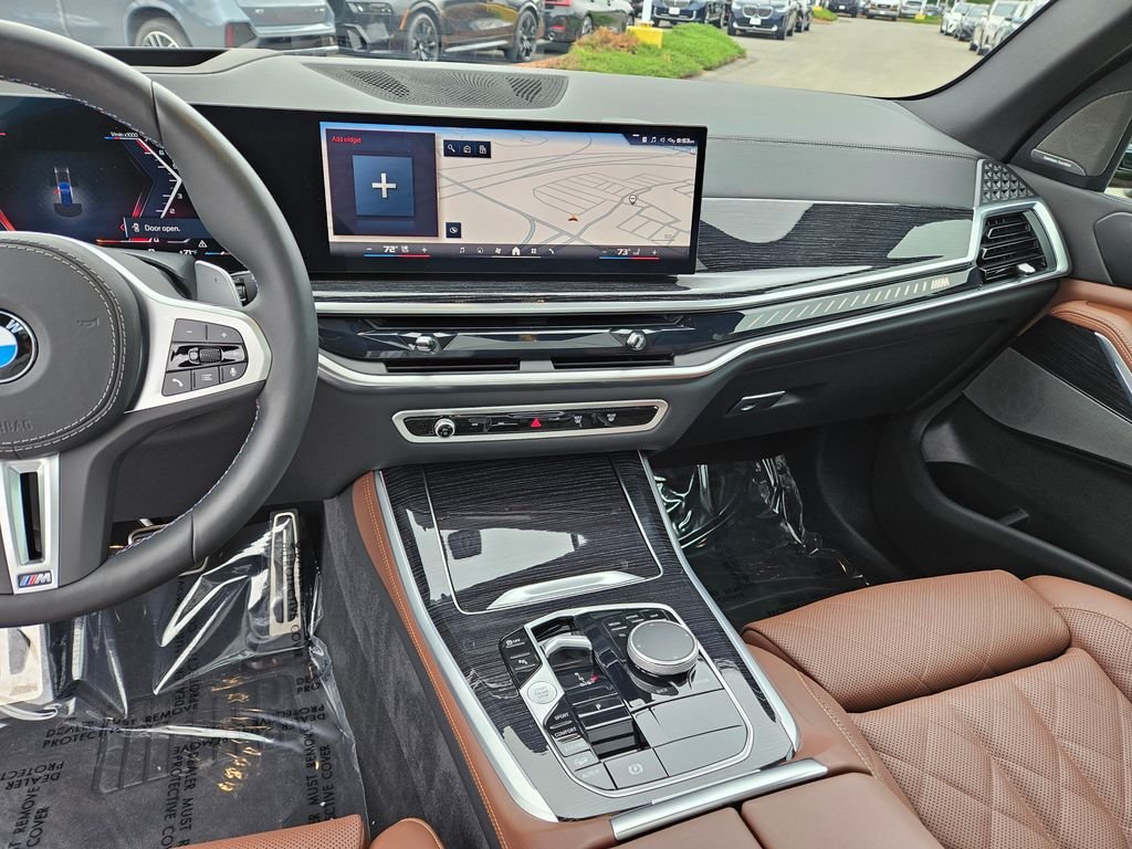 Used 2026 Marina Bay Blue Metallic BMW M60i image 28